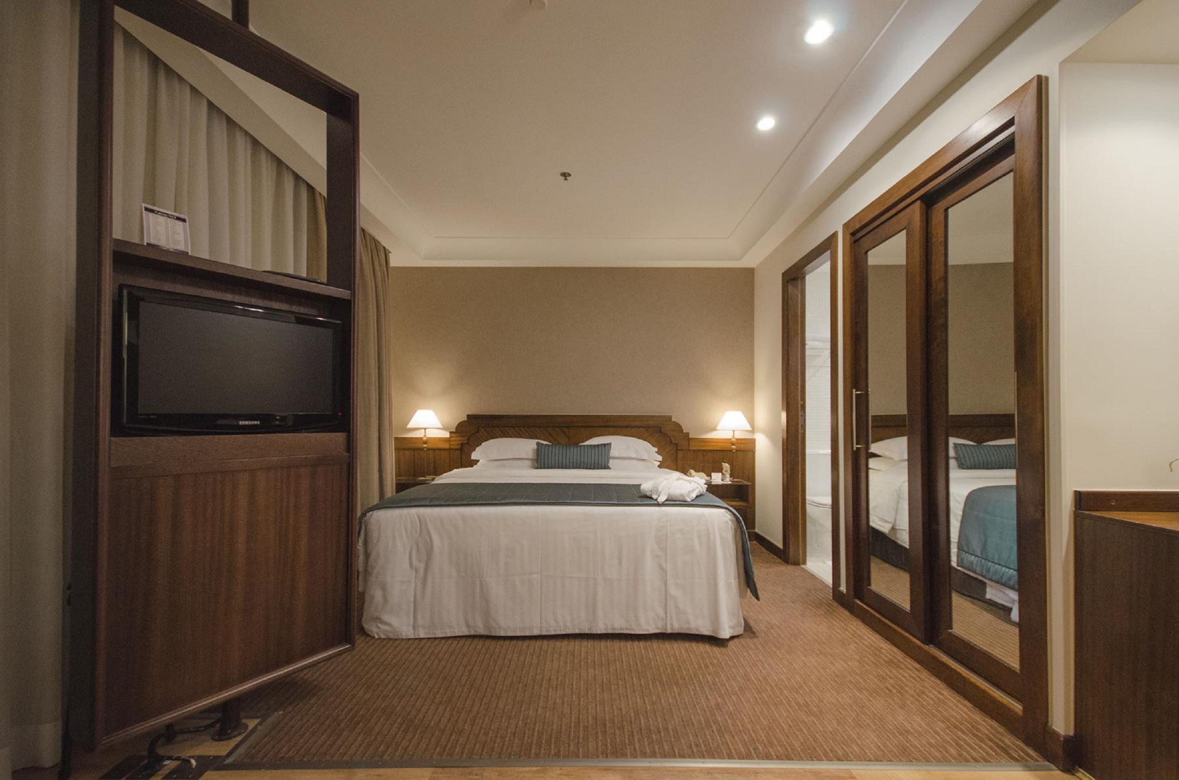 Estanplaza Paulista Hotel 4*